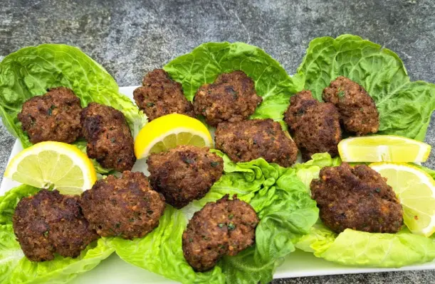 Saftige Köfte - glutenfrei &amp; milchfrei - Glutenfreie Köfte mit Rind &amp; Lamm | Rezept | pikantum.de