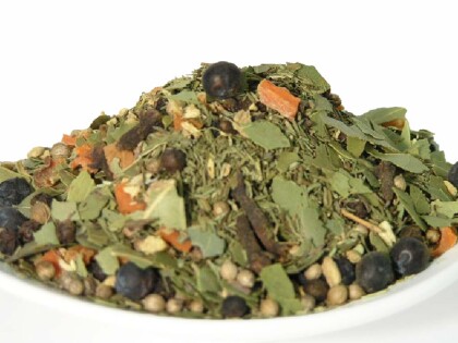 Schale mit Gewürzmischung Wildgewürz ganz