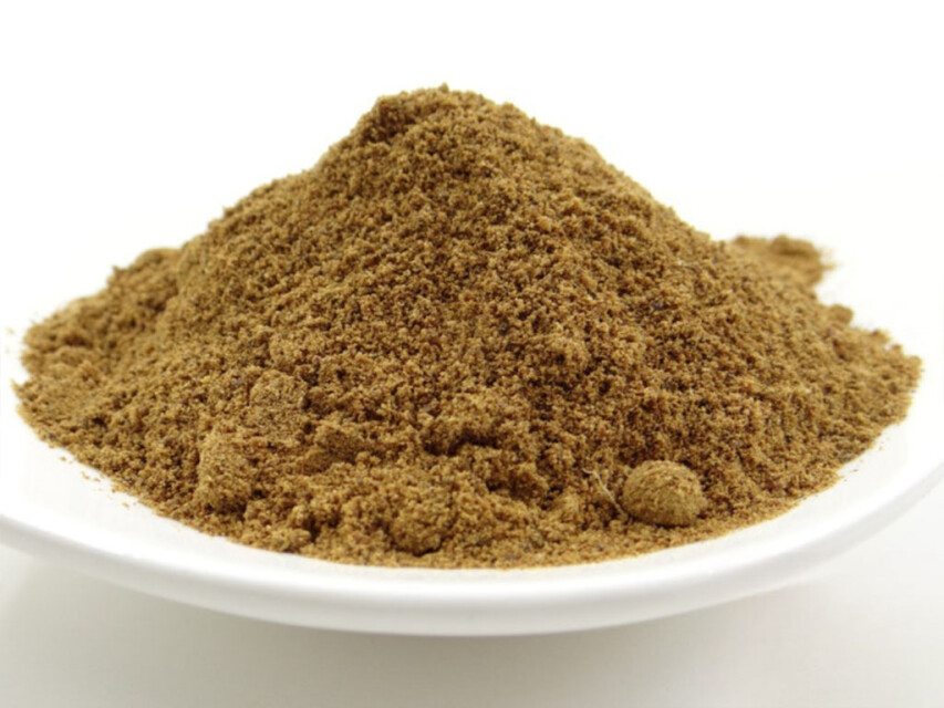 Schale mit Bio Muskatnuss gemahlen von pikantum