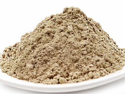 Schale mit Bio Bertrampulver
