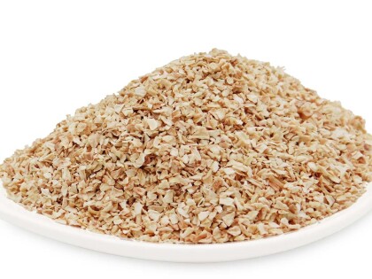 Schale mit Bio Sellerieknollen-Granulat